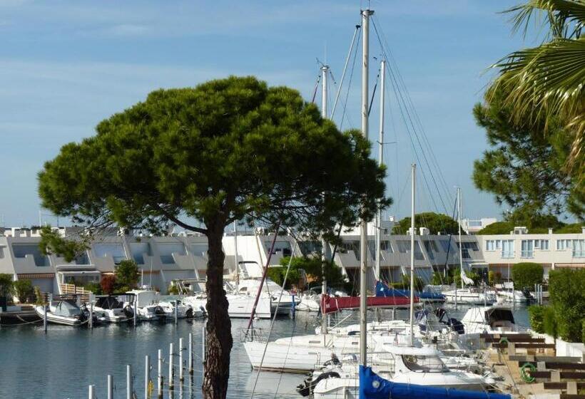 Sol Y Days Darse, Superbe Appartement De Type Marina Avec Belle Terrasse Vue Port De Plaisance