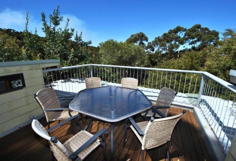 Aquarius Beach Stay Belle Escapes Jervis Bay