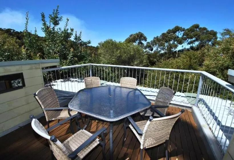 Aquarius Beach Stay   Belle Escapes Jervis Bay