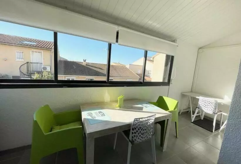 Bel Appartement à 300 Mètres De La Plage +parking
