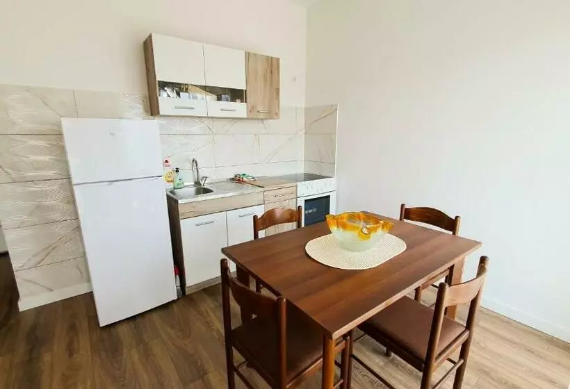 Bonaca Holiday Apartments Bar