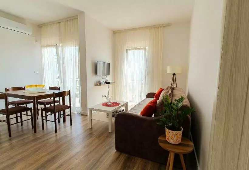 Bonaca Holiday Apartments Bar