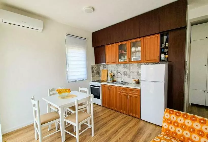 Bonaca Holiday Apartments Bar