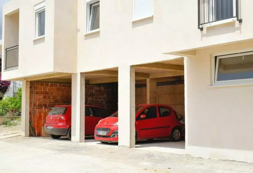 Bonaca Holiday Apartments Bar