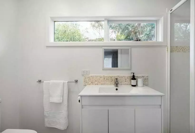 Gigglewiggy   Beach House Wrapped In Nature