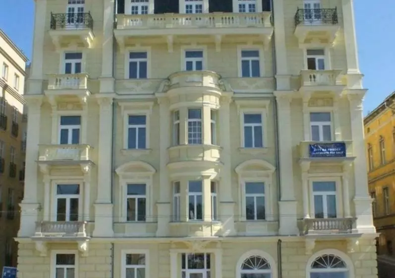 Marienbad Center 2