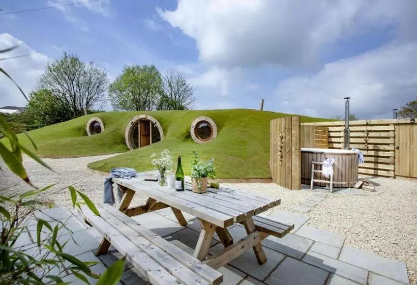 Quackers, The Little Burrow, Nr Wells