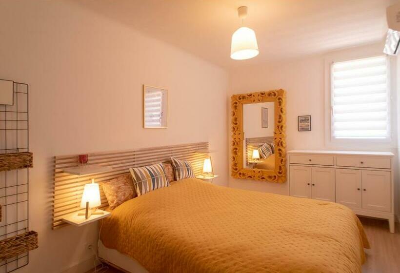 66b Beautiful Flat 800m From The Sea With Private Parking