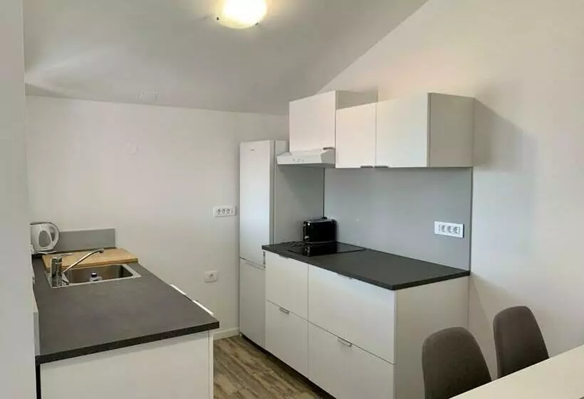 Apartments Zakinja Portoroz