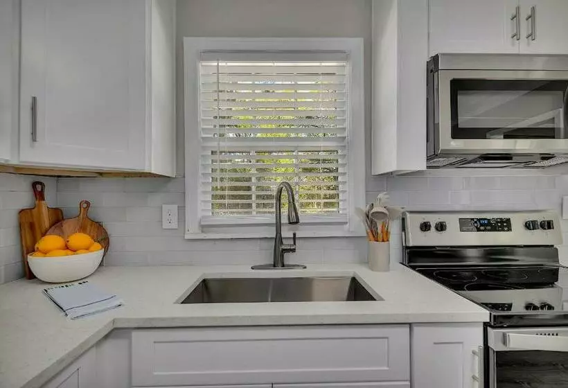 Goodkarma Rentals Gorgeous Interiors Gorgeous Outdoor Living Space With A Huge Fenced Backyard Coffe