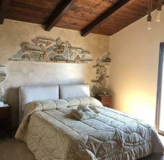 Il Casale Degli Aragonesi