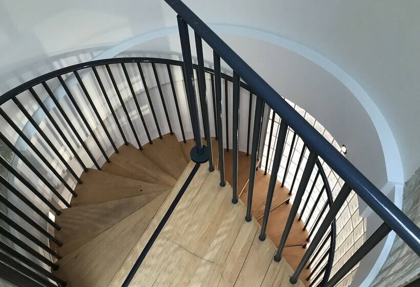 Linen Quarter Apartments