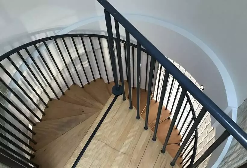 Linen Quarter Apartments