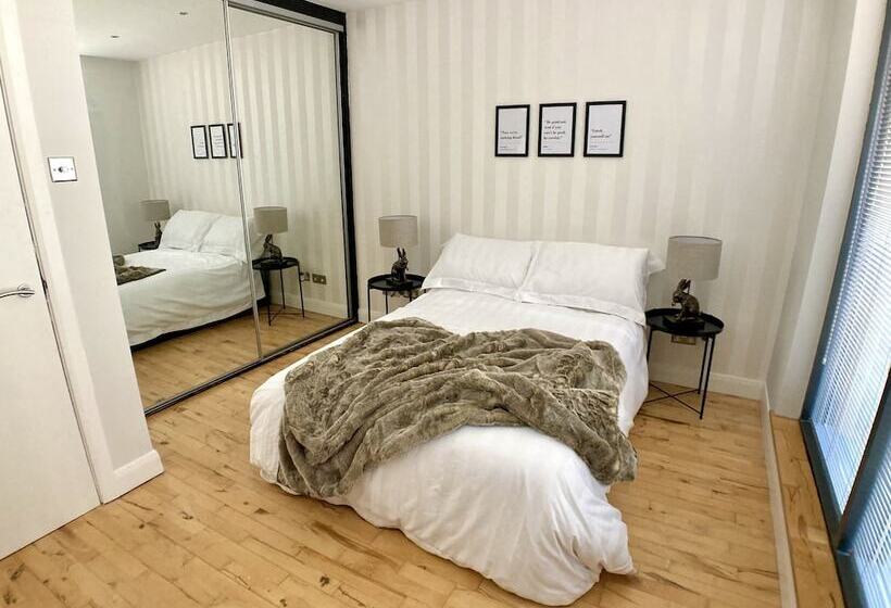 Linen Quarter Apartments