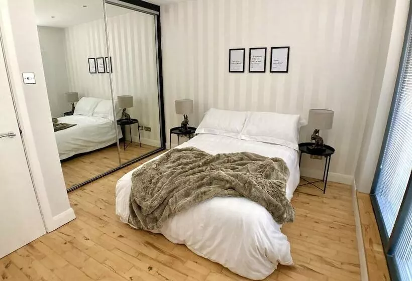 Linen Quarter Apartments