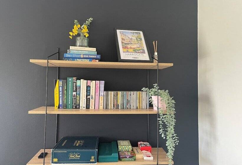 Lovely 2 Bed Flat In Summerbridge Harrogate