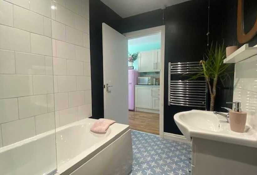 Lovely 2 Bed Flat In Summerbridge Harrogate