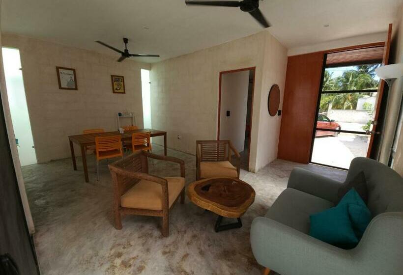 Quiet And Peaceful House, All Installations Are Private, With Pool And Very Close To The Beach