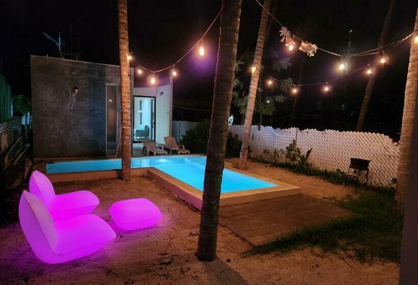 Quiet And Peaceful House, All Installations Are Private, With Pool And Very Close To The Beach