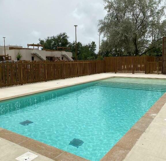 T2 Climatisé Avec Wifi Et Piscine