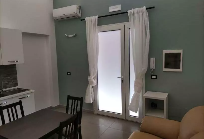 Ruggero Settimo   Holiday Houses