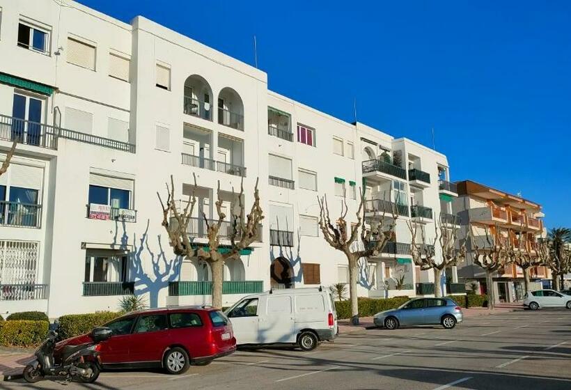 Summer Breeze Apartment