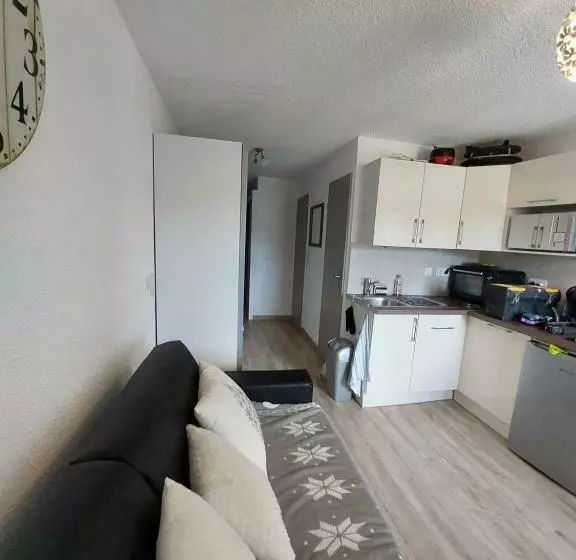 Studio Rénové Grand Confort 3 étoiles   Résidence Les Crêtets