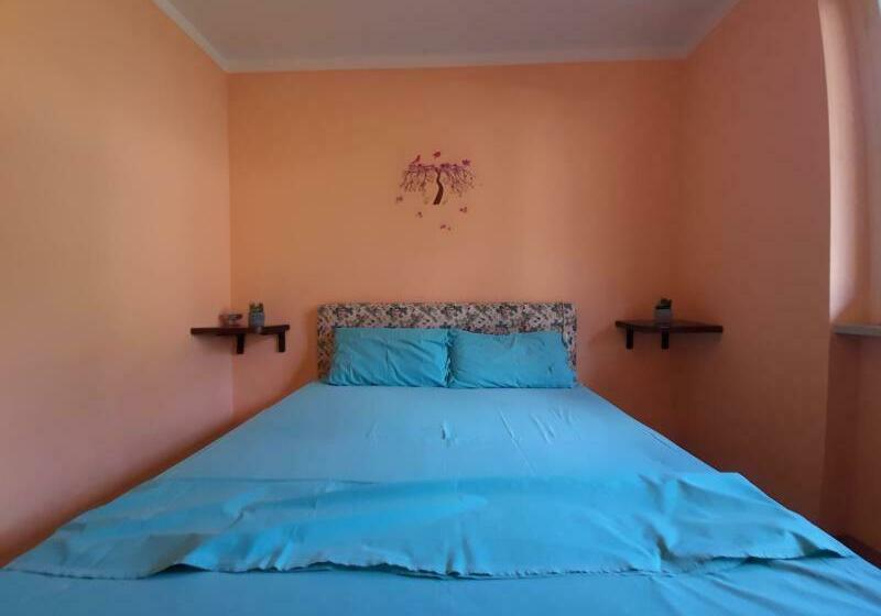 Lovely 1bedroom Apartment Central Valley Location