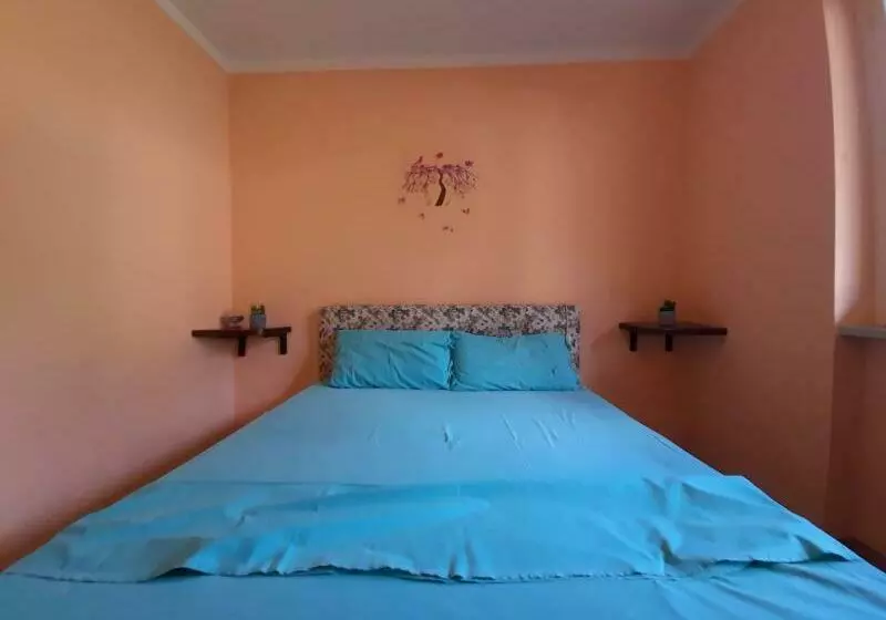 Lovely 1bedroom Apartment Central Valley Location