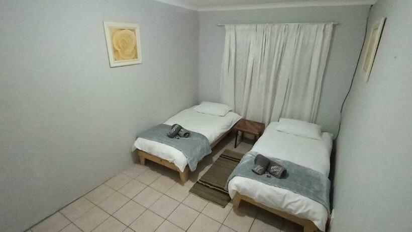 Olivé Contractors Or Long Stay Accommodation [max 4]