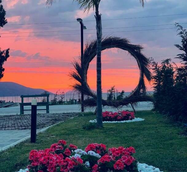 R&i Sea And Mountain View Apartments Radhimë