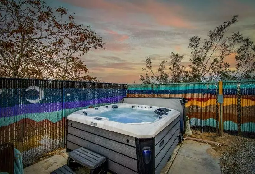 Sapphire Haven + Casita! Pool + Spa + Movie Theatre + 10 Min To Monument!