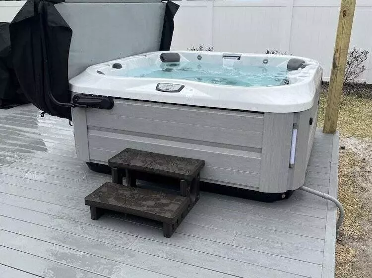 Amazing New 3br/2ba Laguna Beach! / 6p Golf Cart: 2 Mins To Beach/west Pcb