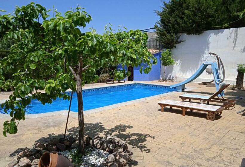 El Caserio De Tati Y Antonio