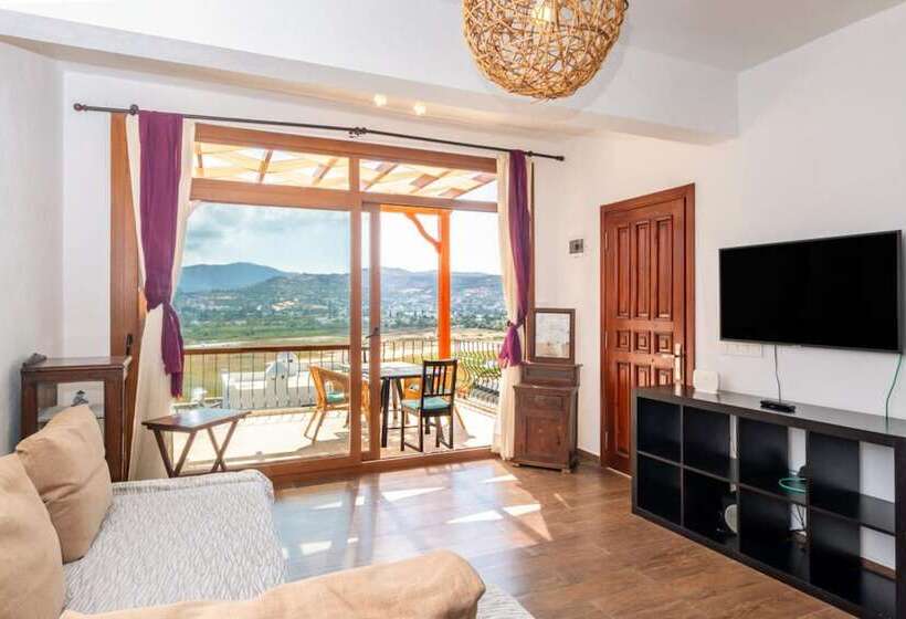 Impressive House Near Paradise Bay In Bodrum