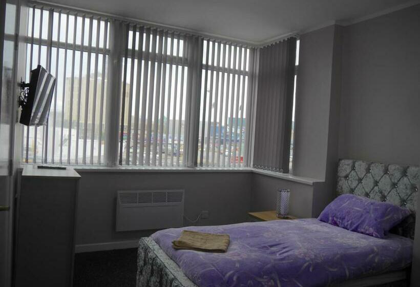 Mermaid Holiday Flats