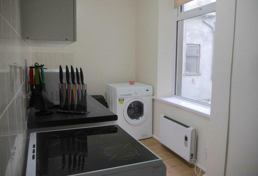 Mermaid Holiday Flats