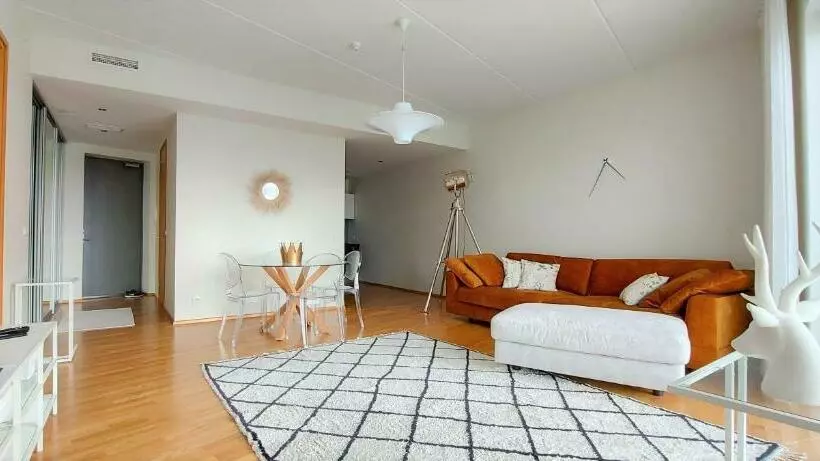 Seedri Breakwater Residence