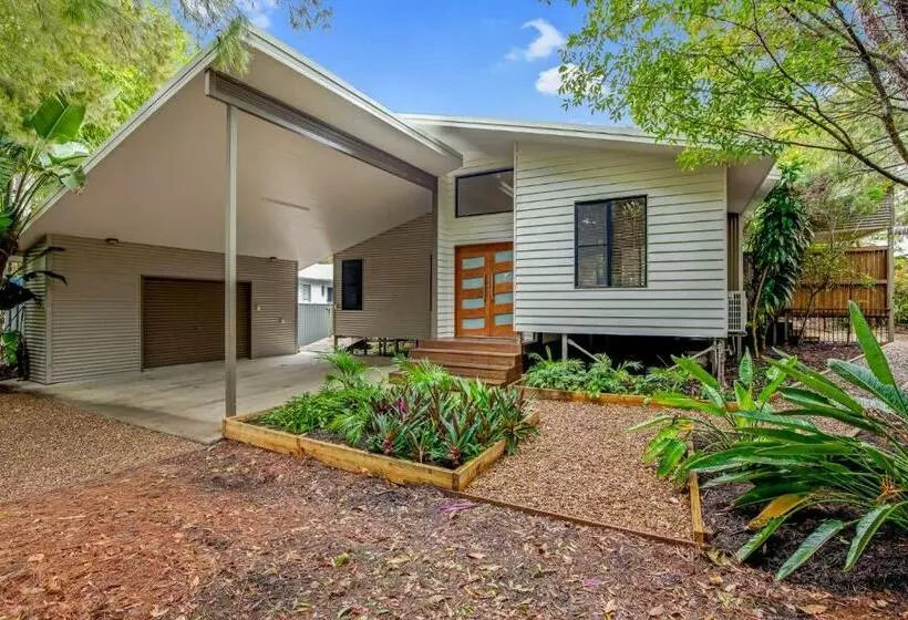 33 Esprit Drive Rainbow Beach