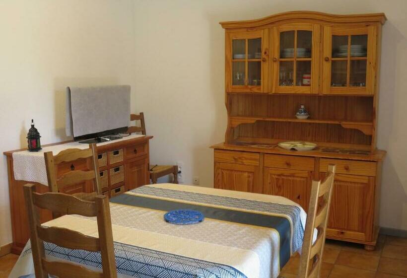 Au Coeur De La Provence Verte