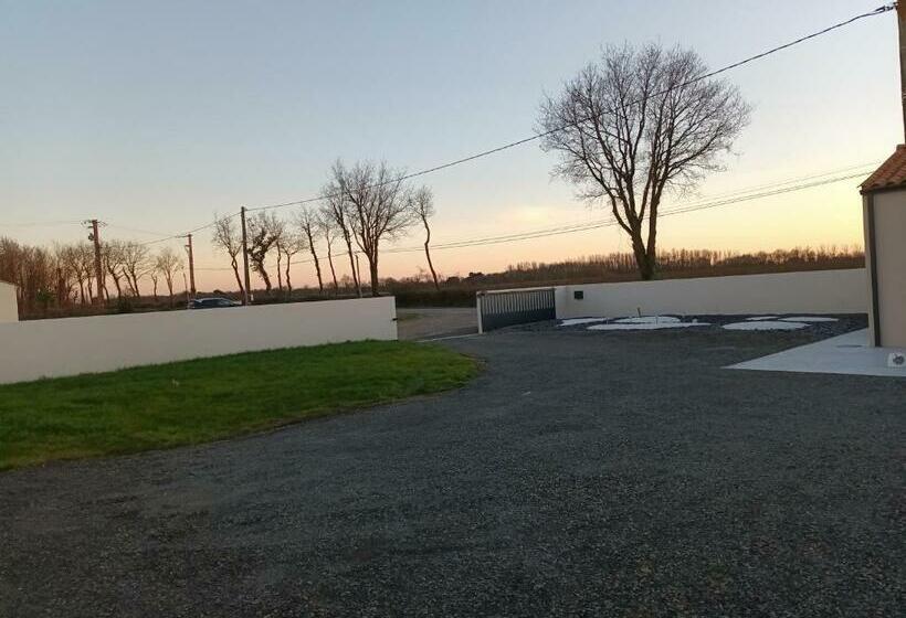 L Instant Présent, En Vendée, Gite Neuf , 3 Etoiles, 15 Minutes De L Océan
