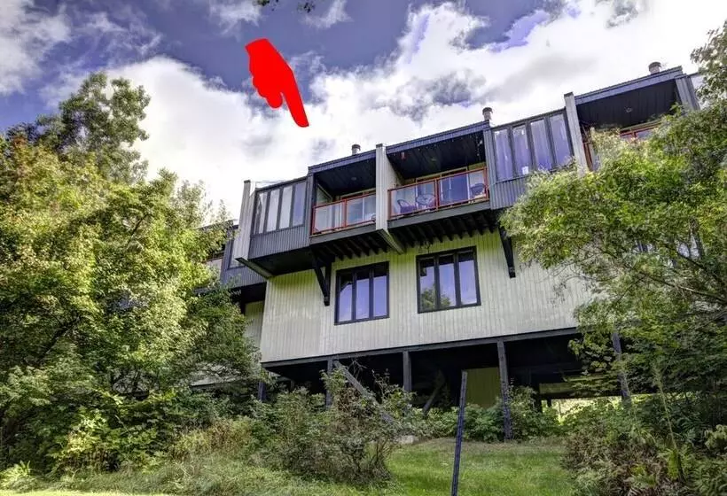 Le Cozy Condo à Louer à Stoneham