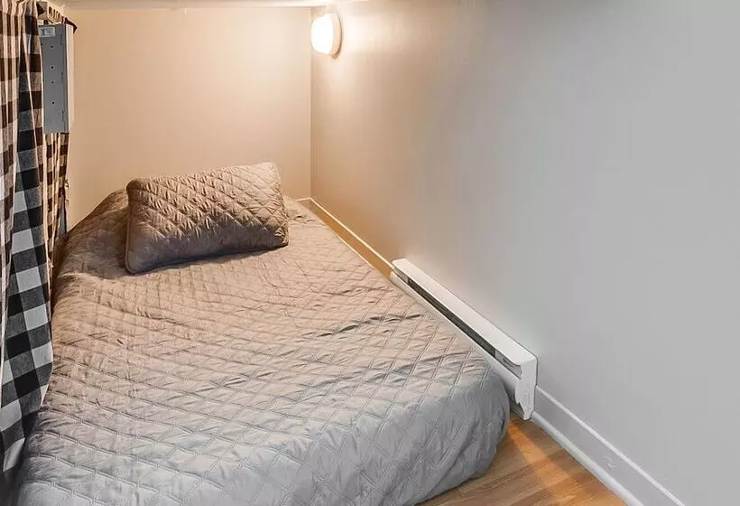 Le Cozy Condo à Louer à Stoneham