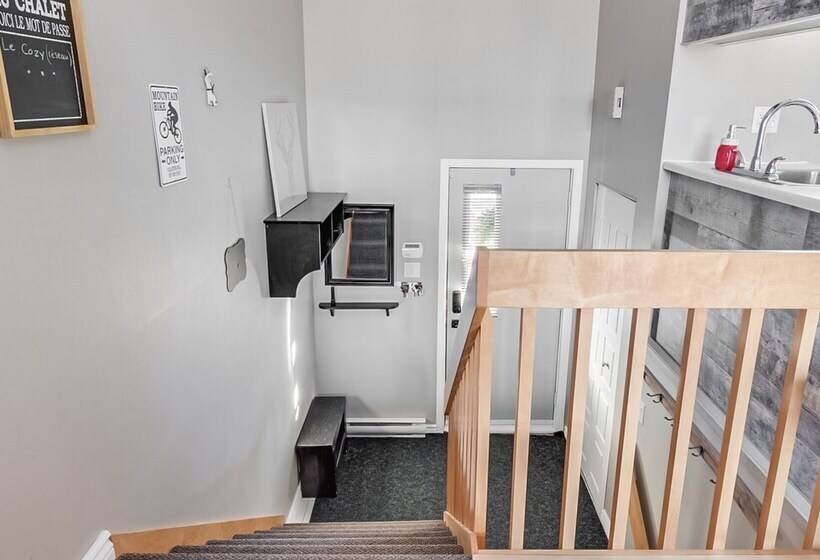 Le Cozy Condo à Louer à Stoneham