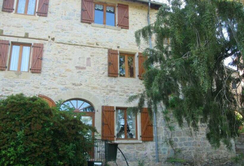Maison Charmante A Milhars Avec Terrasse Et Vue Sur La Ville