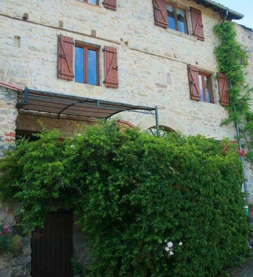 Maison Charmante A Milhars Avec Terrasse Et Vue Sur La Ville