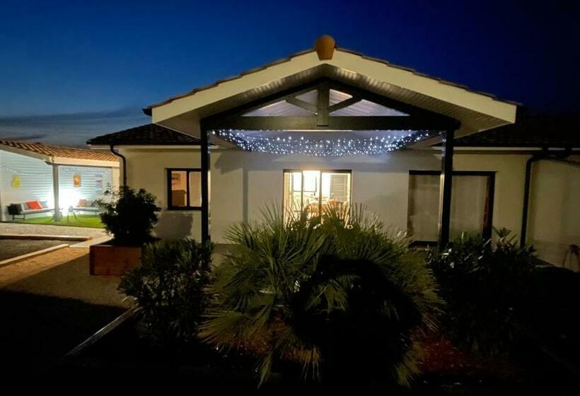 Villa Moderne Avec Spa à Montalivet