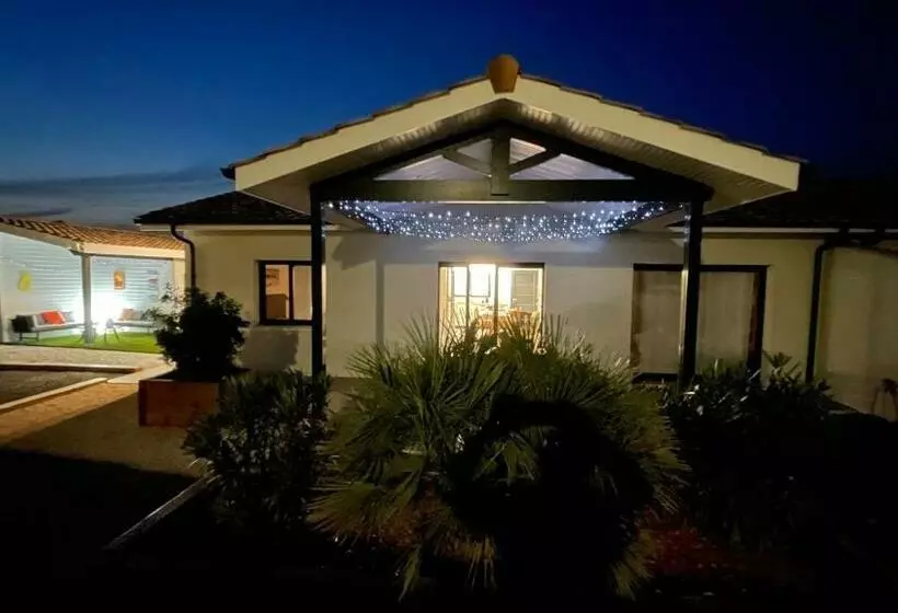 Villa Moderne Avec Spa à Montalivet