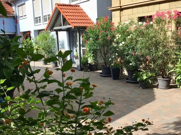 Bed and Breakfast Pension Am Schlossberg