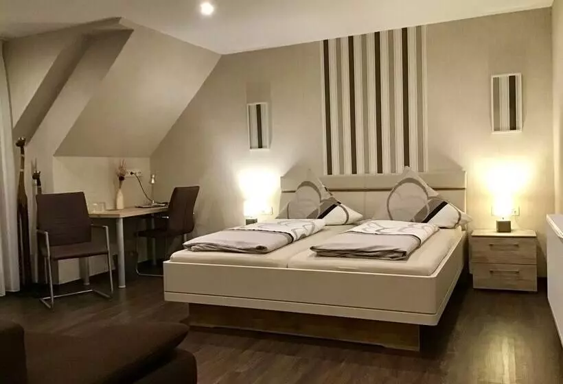 Bed and Breakfast Pension Am Schlossberg